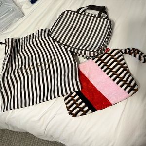 Henri Bendel toiletry bag, wet bag and dust cover, excellent like new
